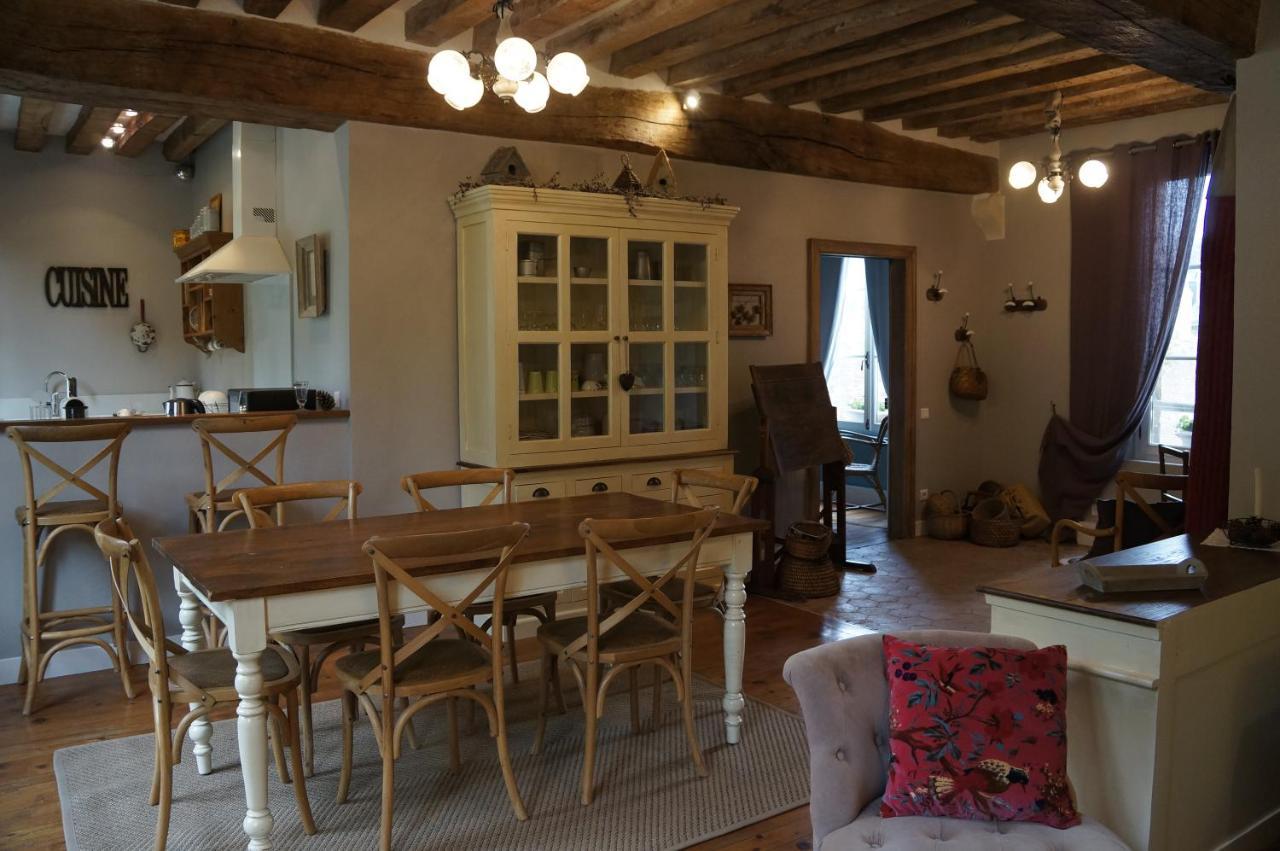 Apartament Gite La Chancellerie Château-Thierry Zewnętrze zdjęcie